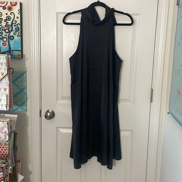 BANANA REPUBLIC BLACK LILI SATIN MINI DRESS Size XL NWOT - Picture 2 of 4
